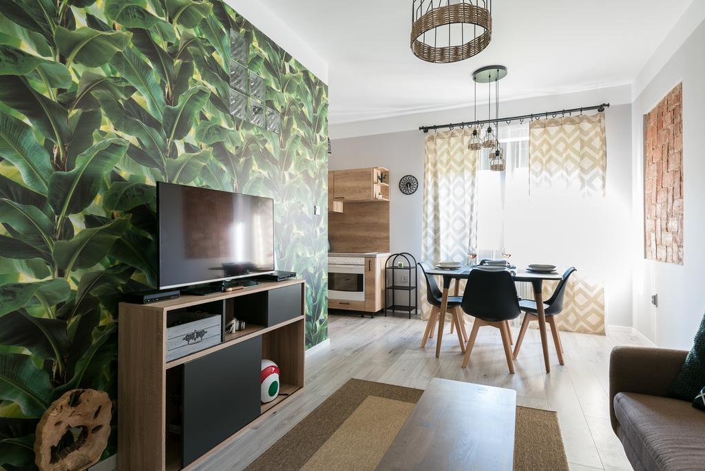 Csapo Apartment Debrecen Exterior photo